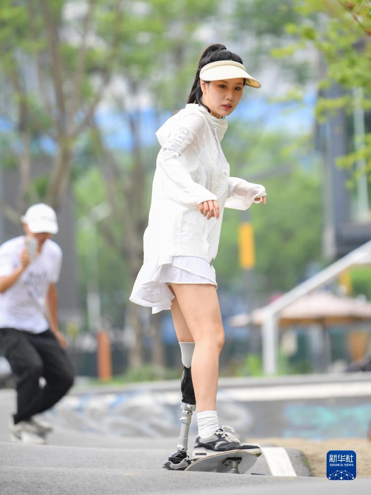 多宝游戏平台